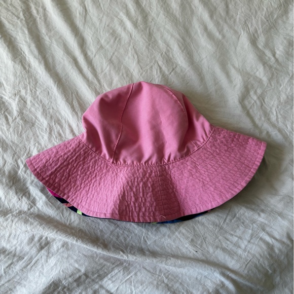 reversible sun hat - Picture 1 of 2